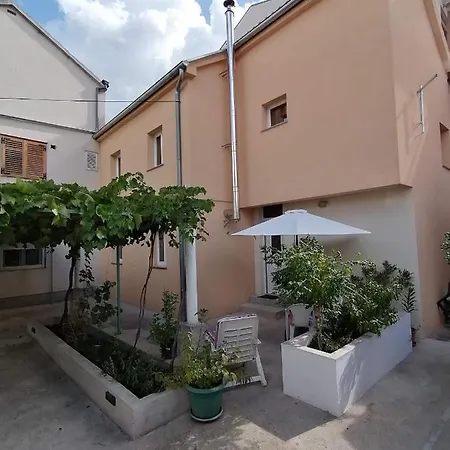 Kuca Za Odmor Ema 4*