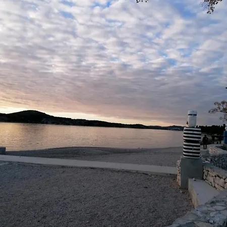 Kuca Za Odmor Ema Šibenik