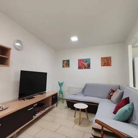 Kuca Za Odmor Ema Πανσιόν Σίμπενικ