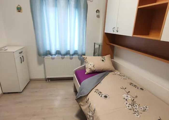 Kuca Za Odmor Ema Pensjonat Szybenik